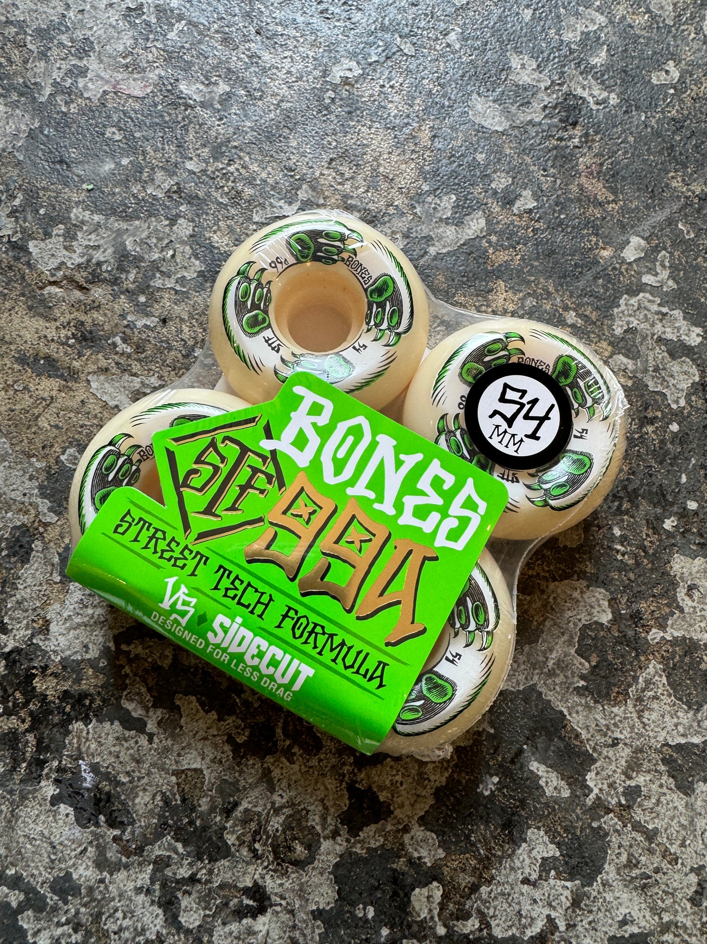 Kitty Twister STF 99a