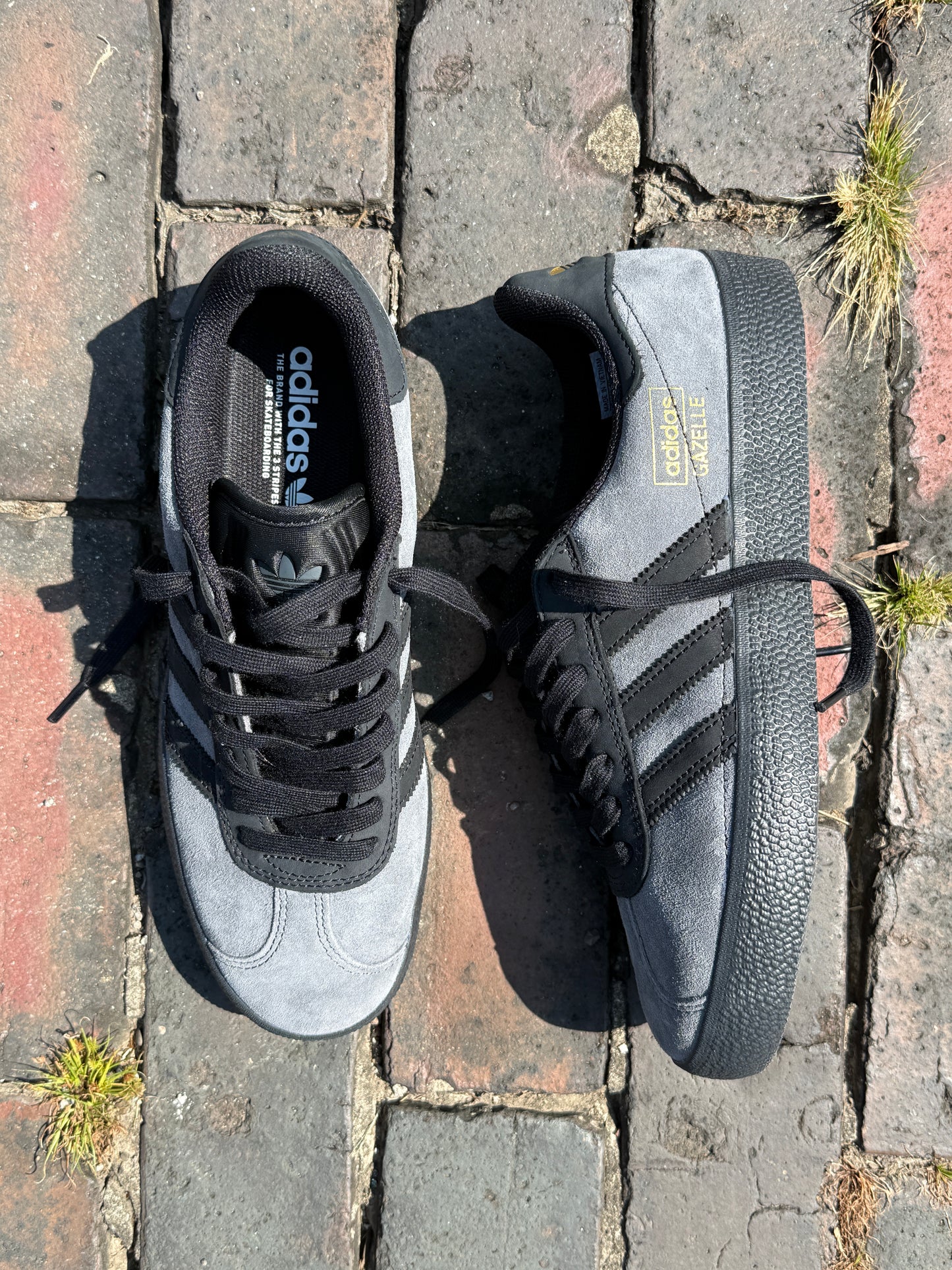 Gazelle ADV (Grey/Black)
