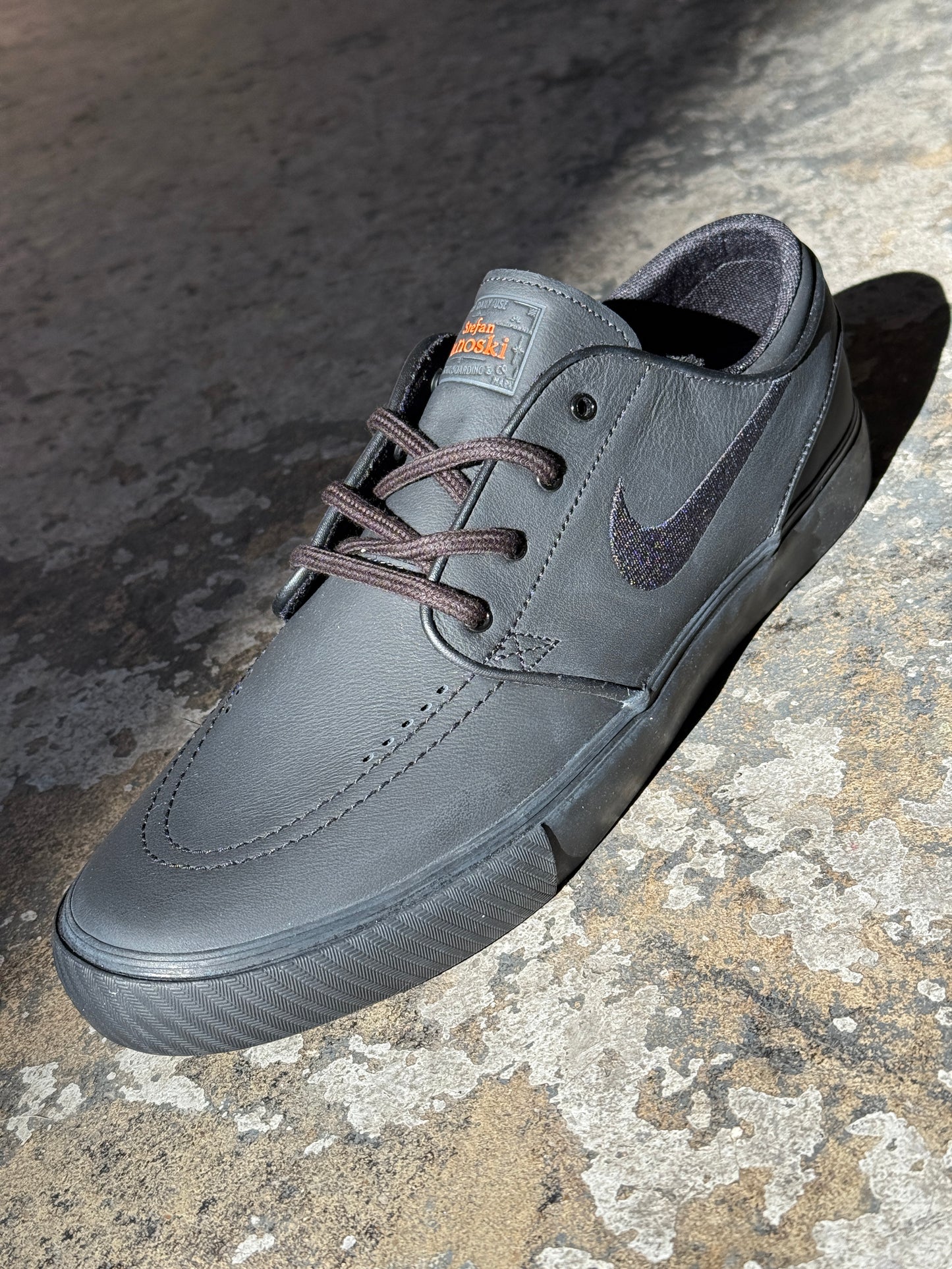 Janoski (Black/Black)
