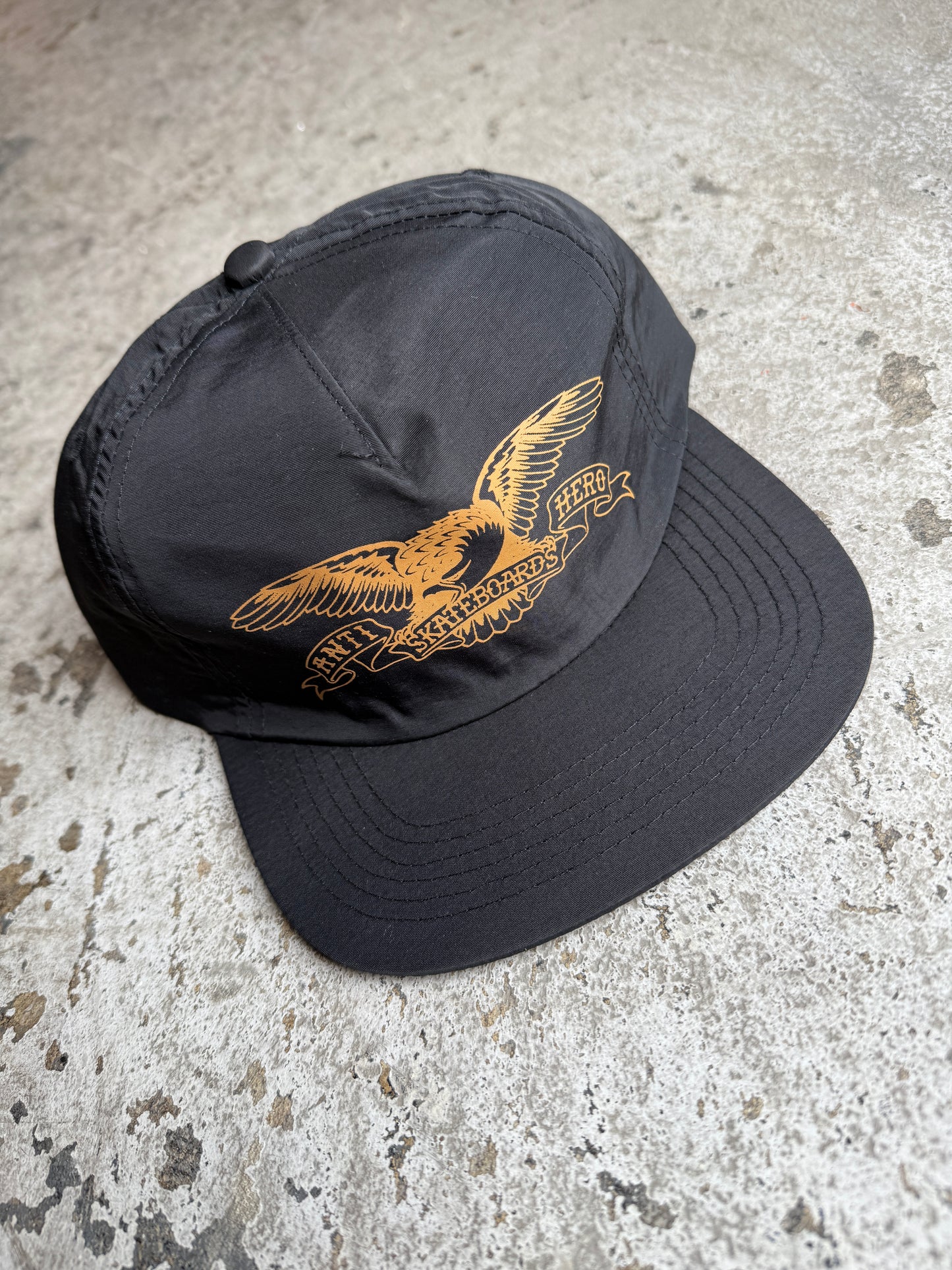 Basic Eagle Snapback