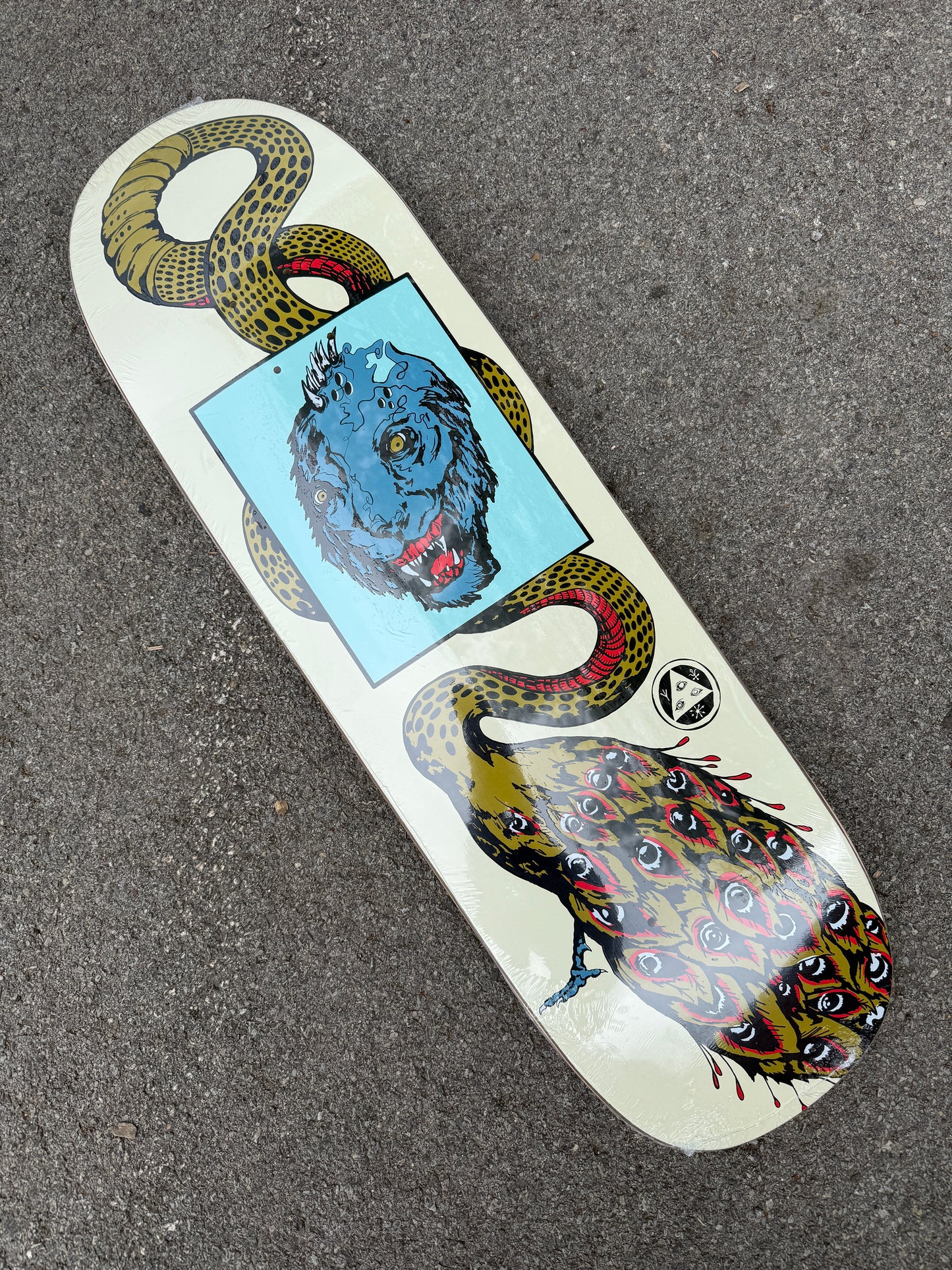 Glam Dragon On Boline
