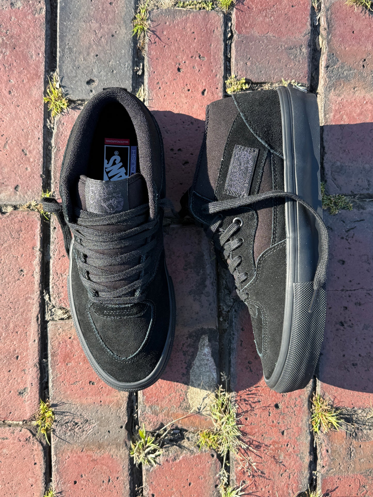 Half Cab Pro (Black/Black)