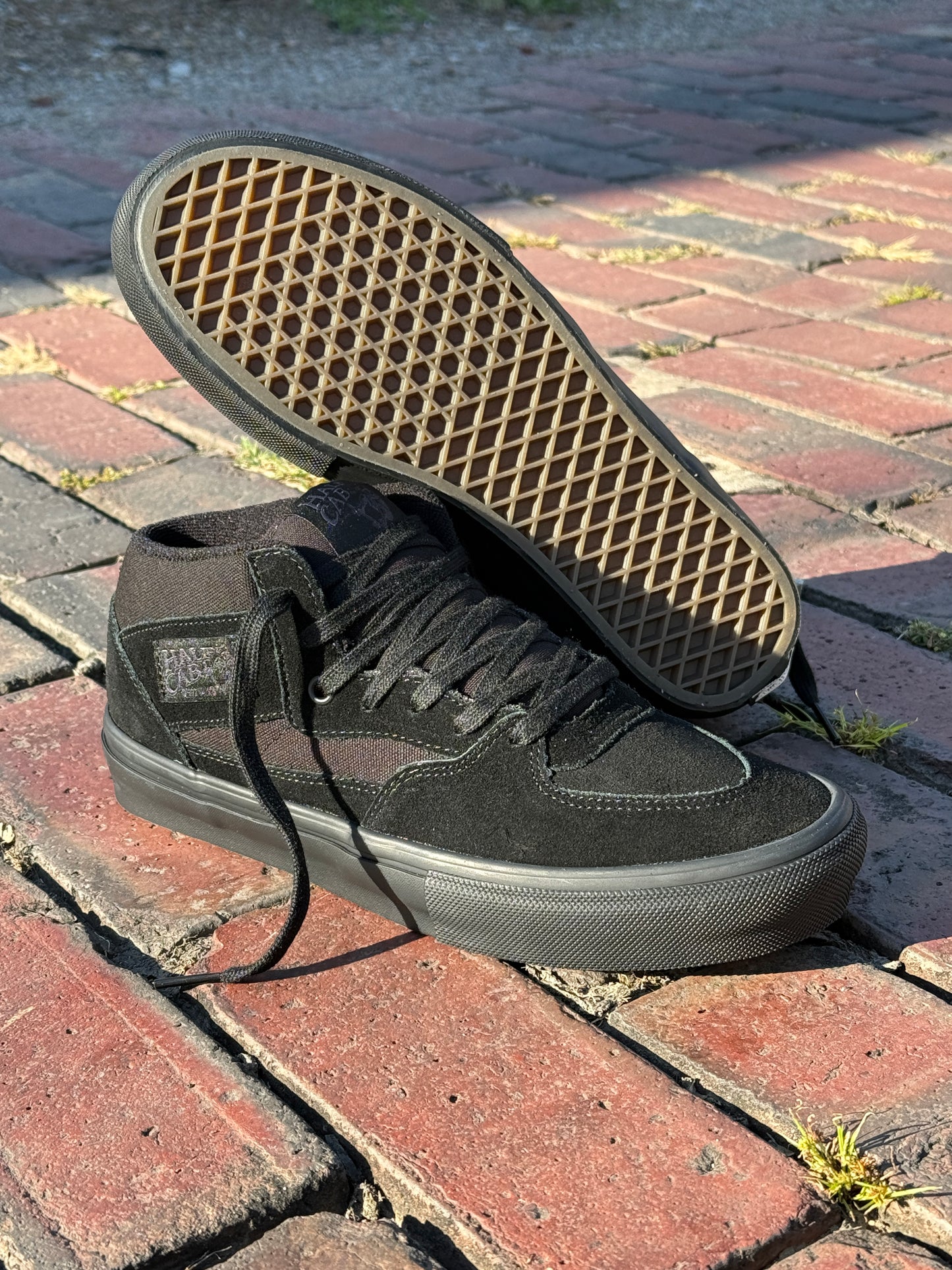 Half Cab Pro (Black/Black)