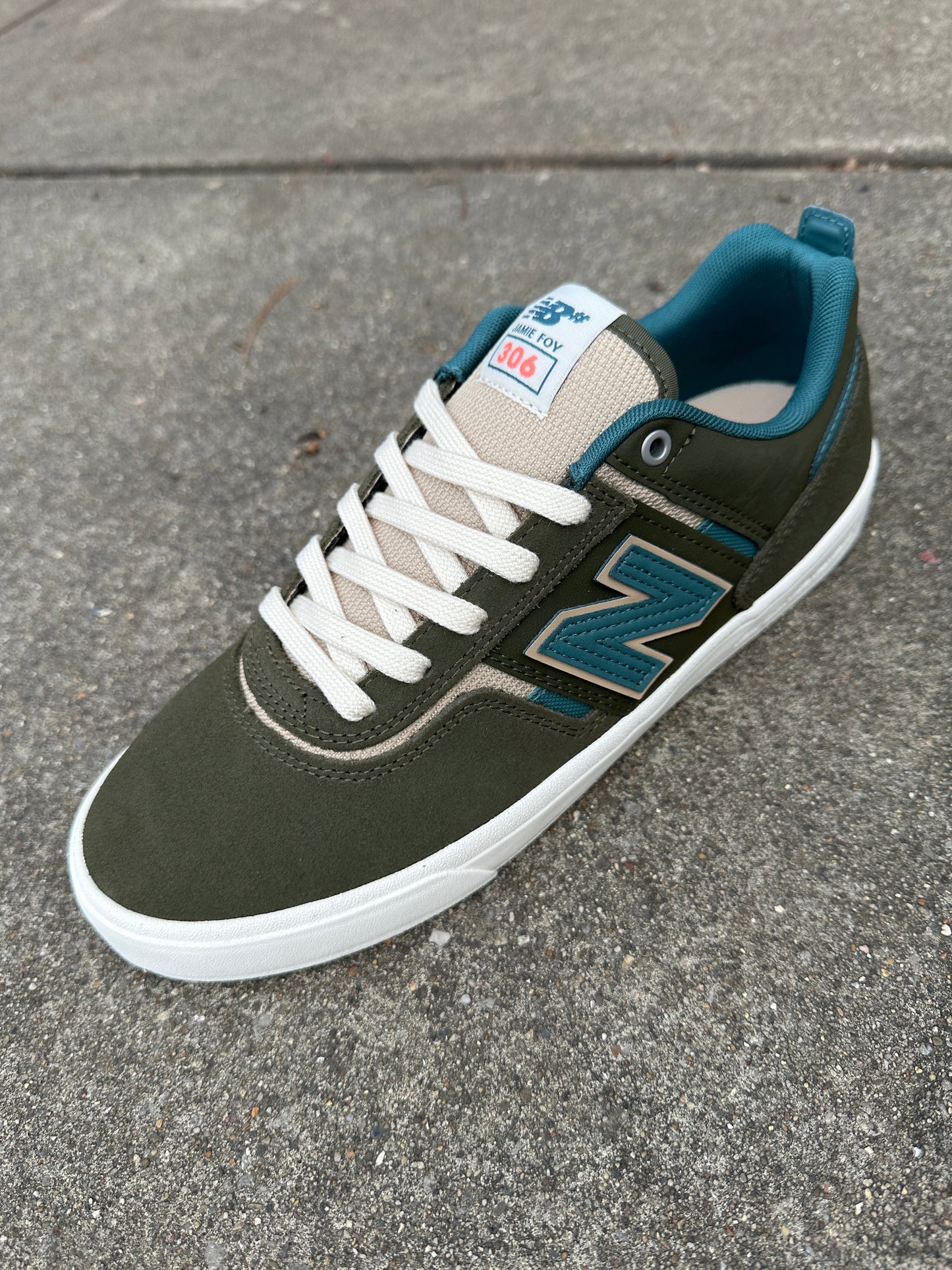 Jamie Foy 306
