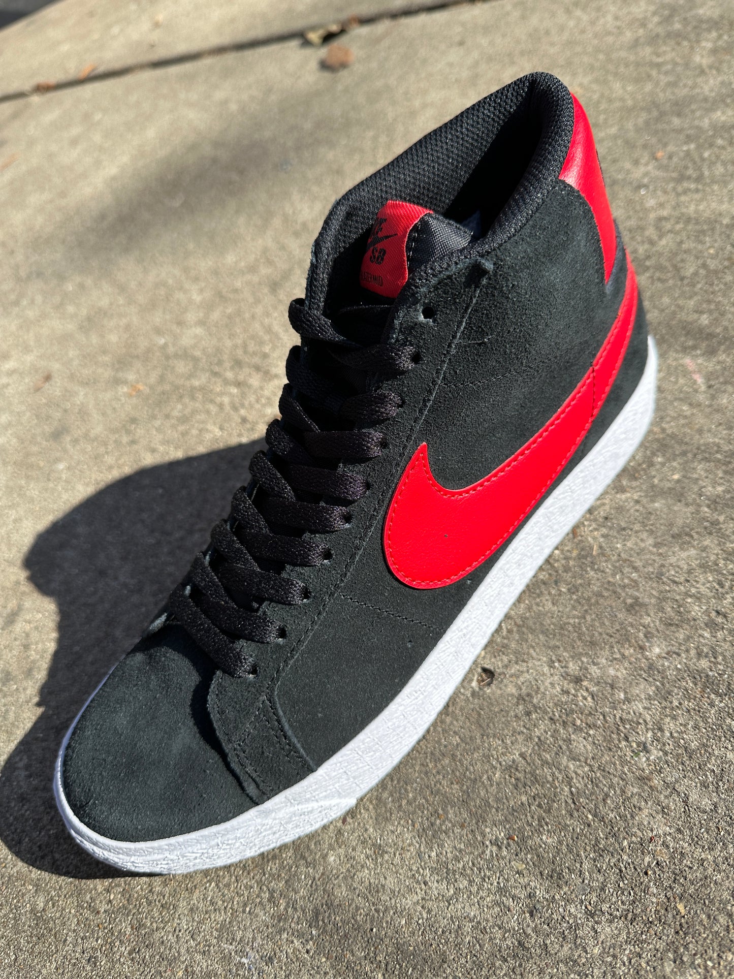 Blazer Mid