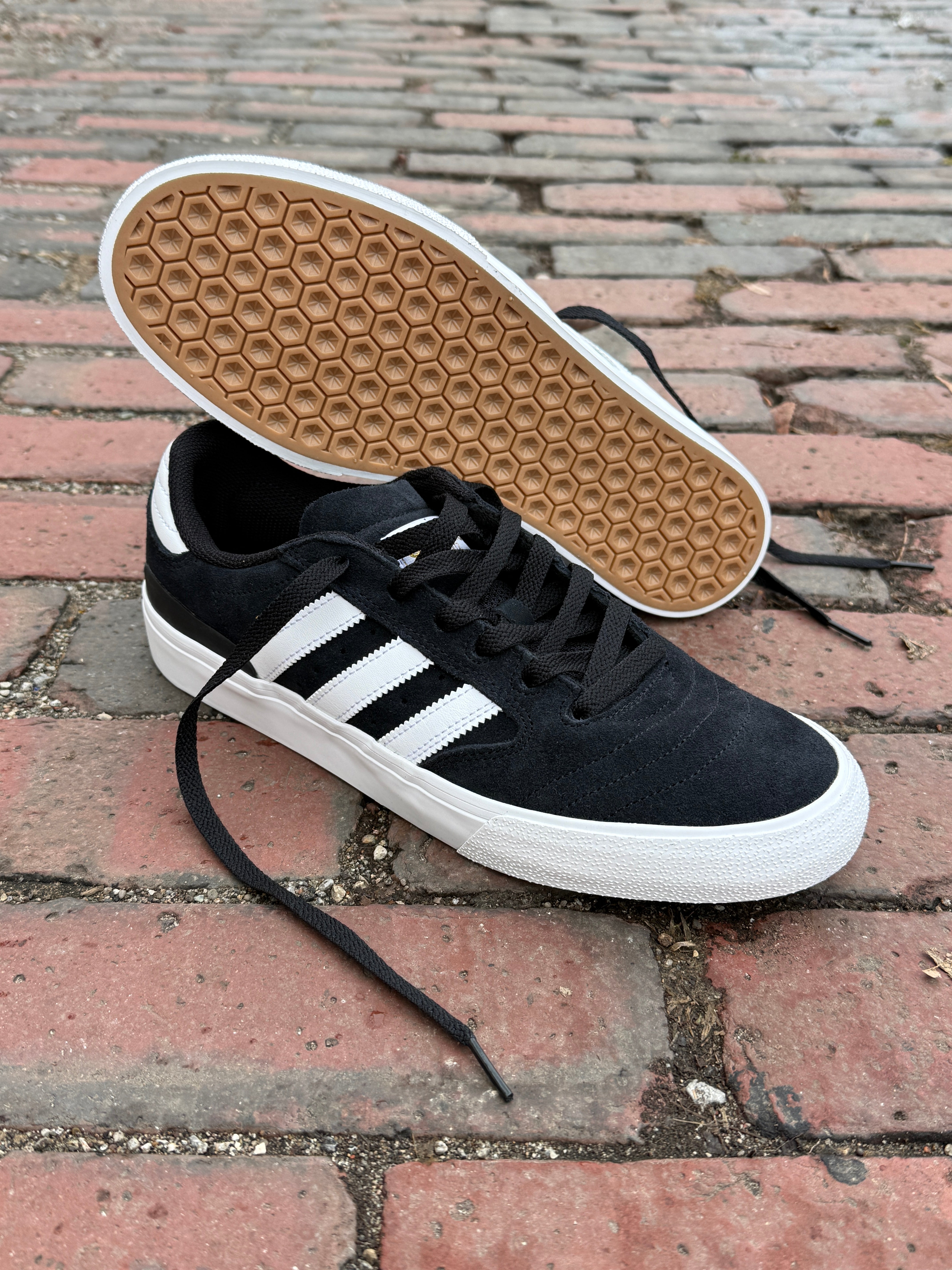 Busenitz Vulc II (Black/White) – Home Skateshop