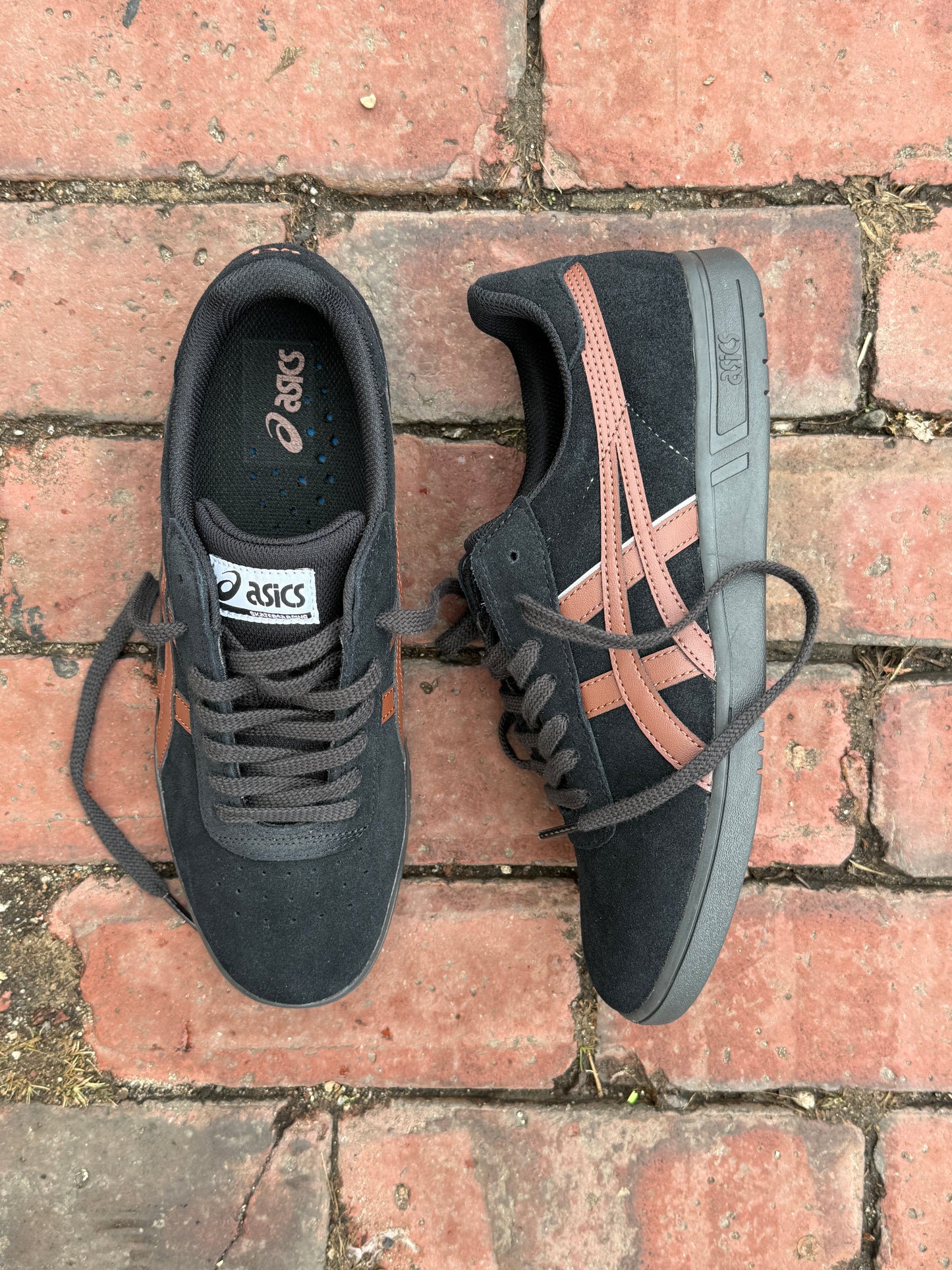 Gel-Vikka Pro (Black/Brick)