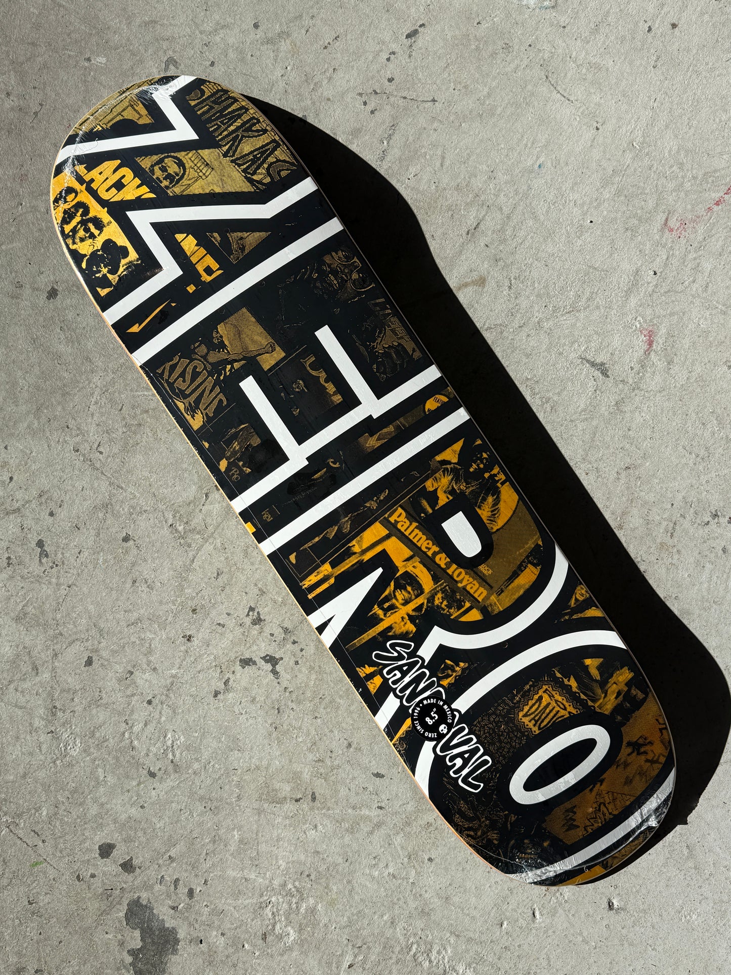 Roots Bold Deck