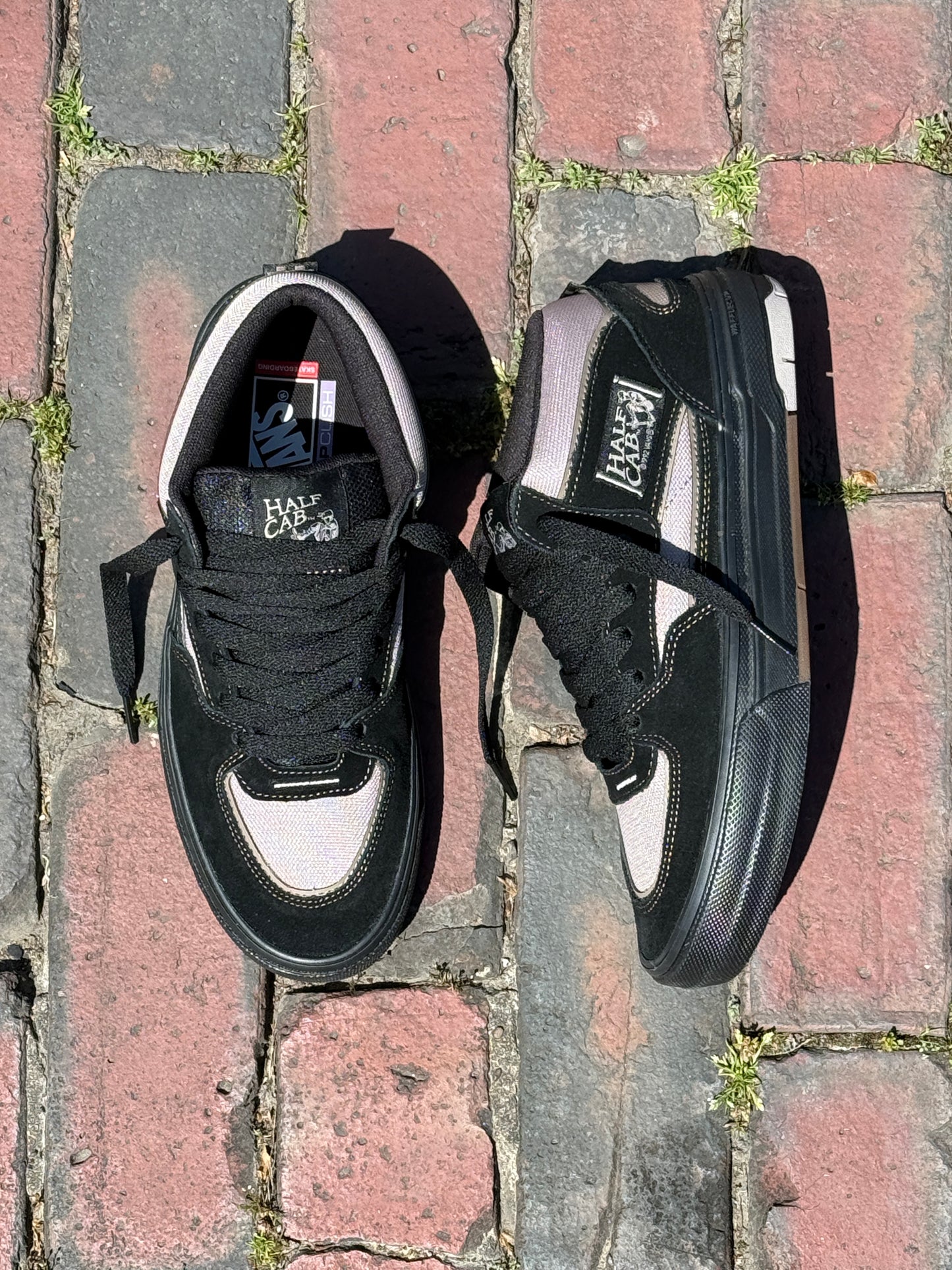 Half Cab Wafflecup (Black/Peyote)