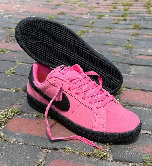 Tennis Classic (Hyper Pink/Black)