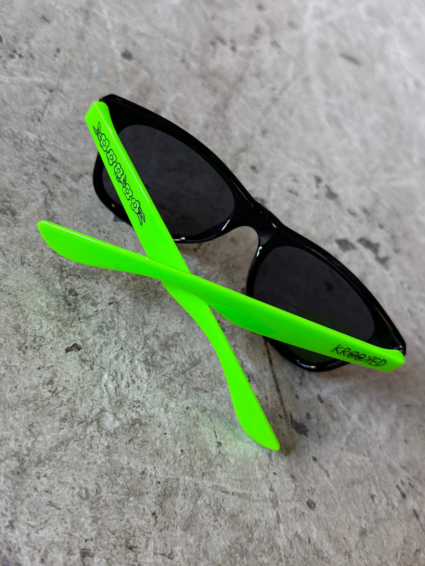 Eyes Sunglasses