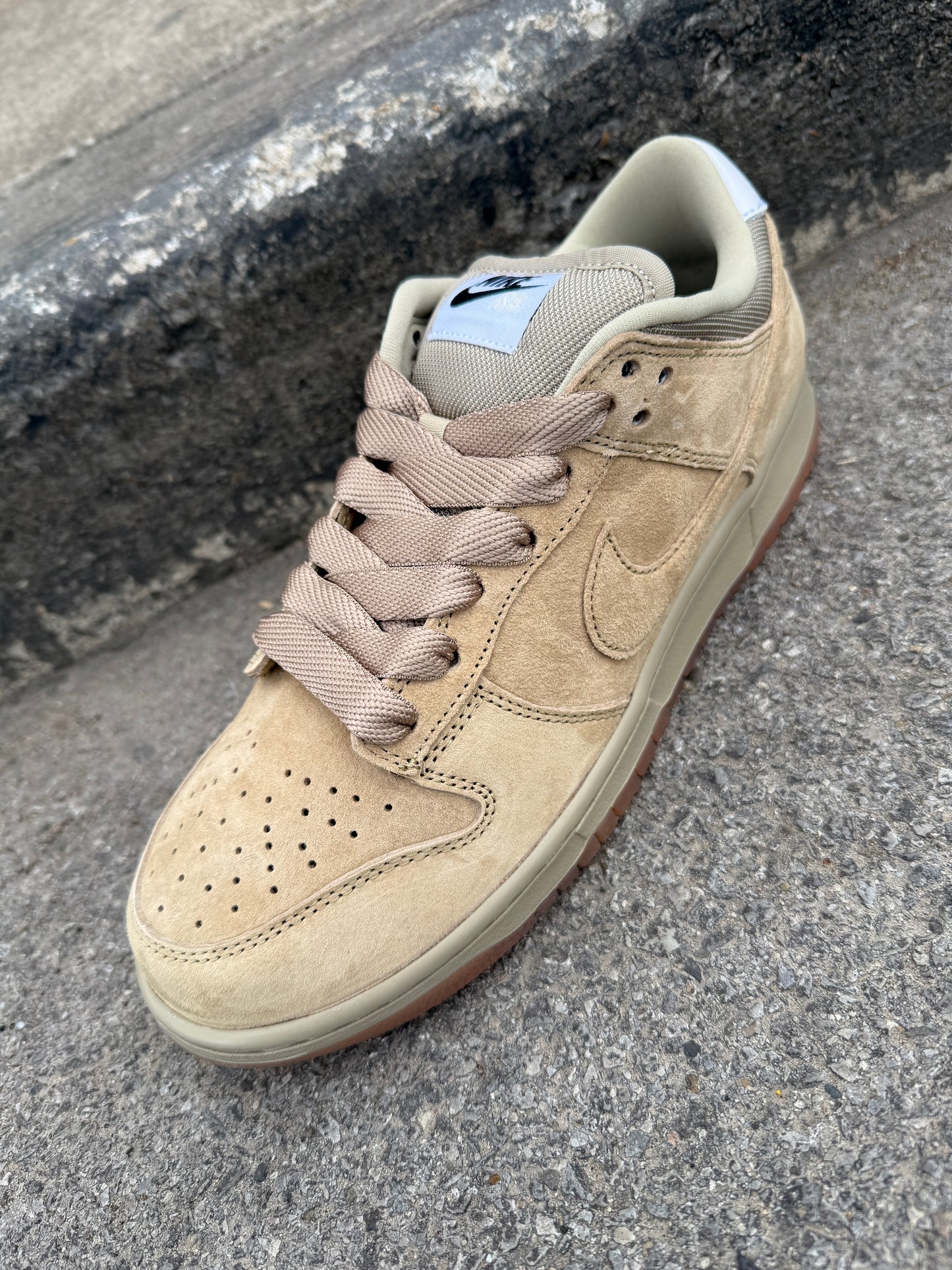 Dunk Low Pro B (Parachute Beige)