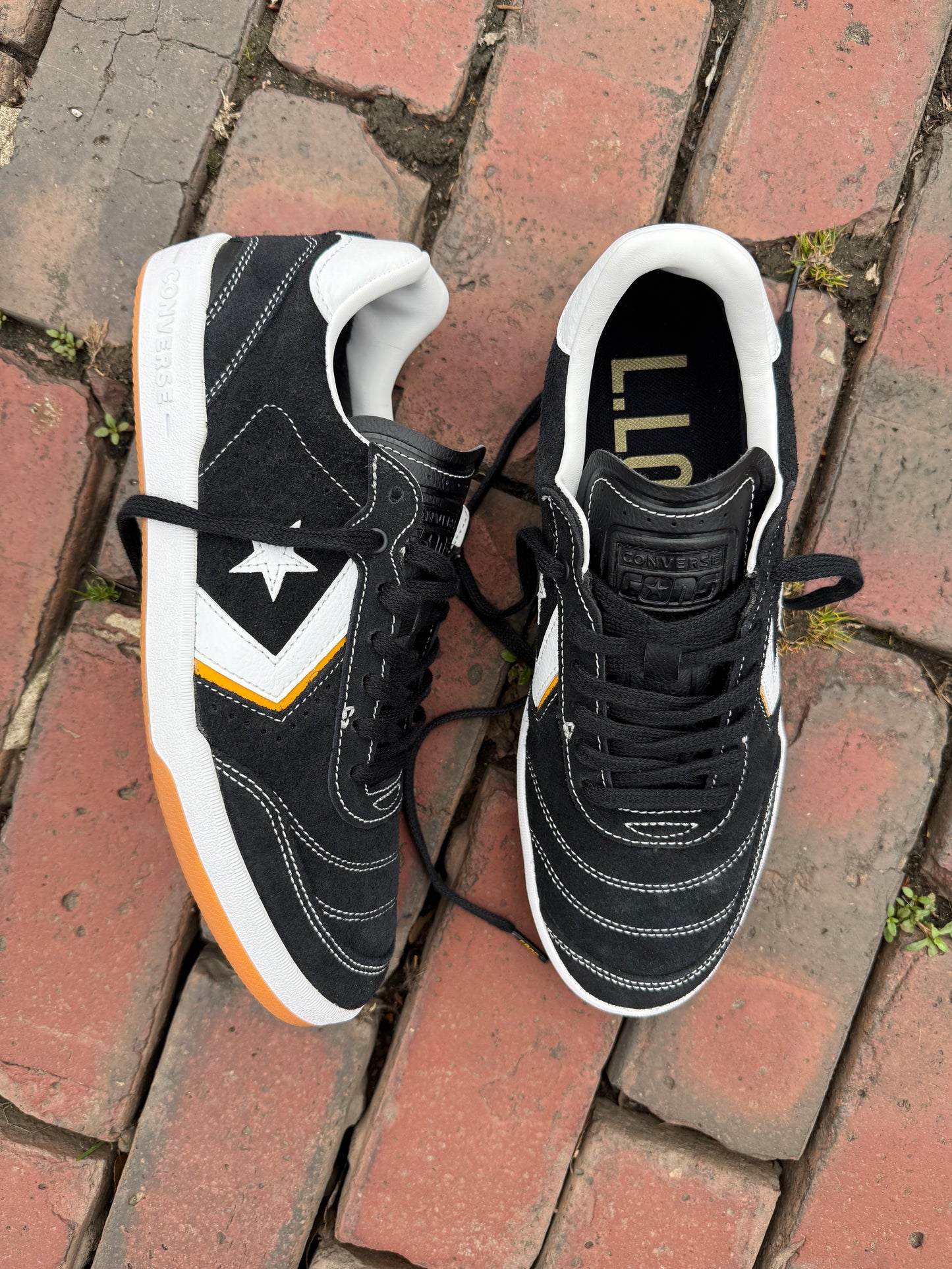 Louie Lopez Pro 2 (Black/White)