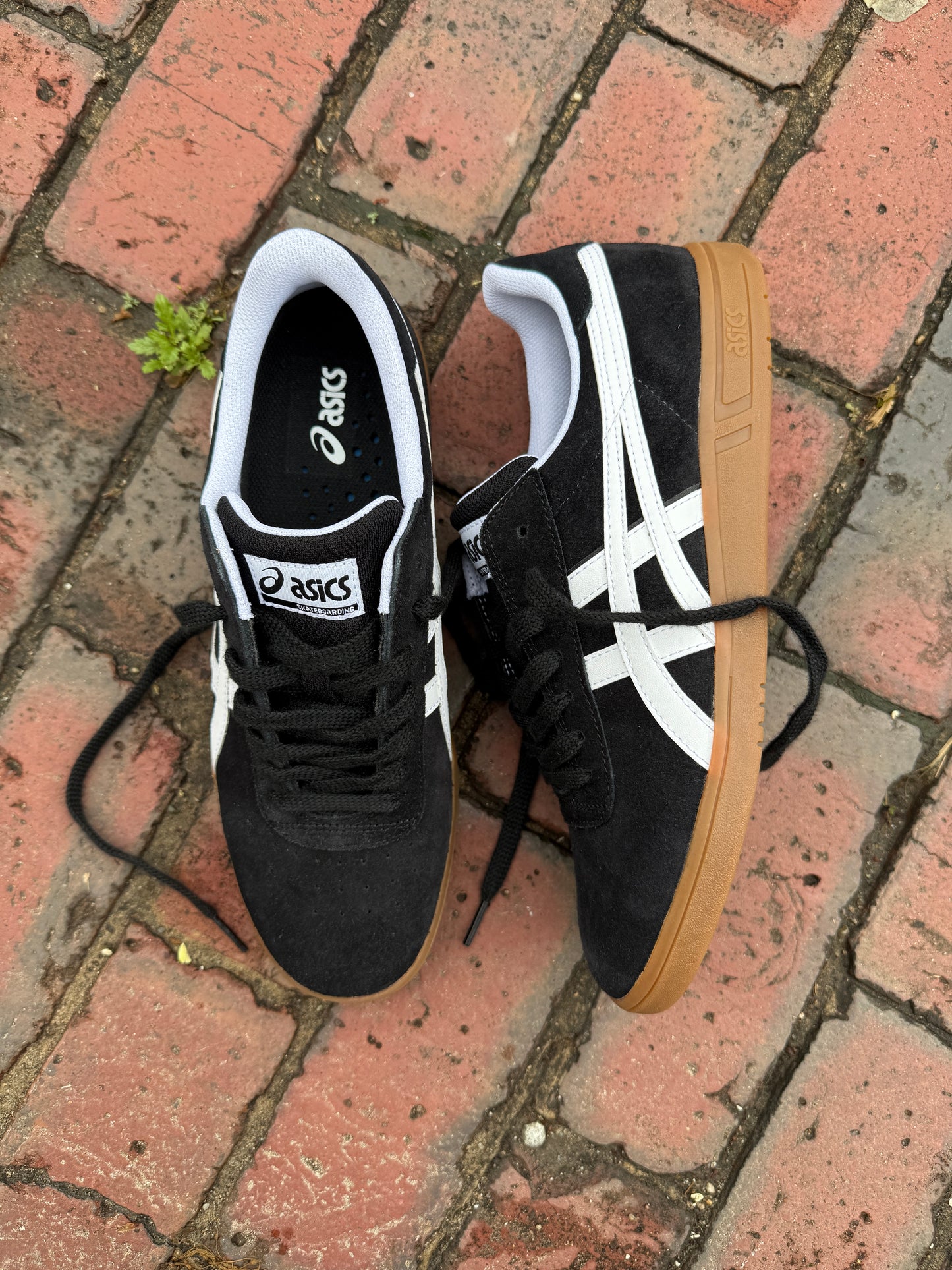 Gel-Vickka Pro (Black/Gum)