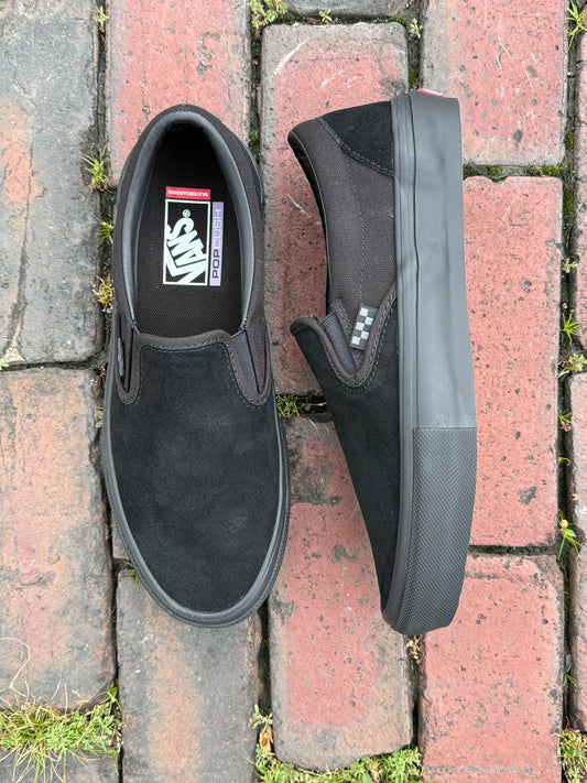 Skate Slip On (Blackout)
