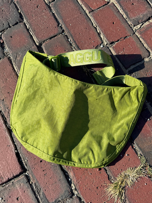 Medium Crescent Bag