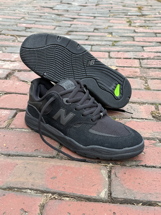 Tiago 1010 (Blackout)