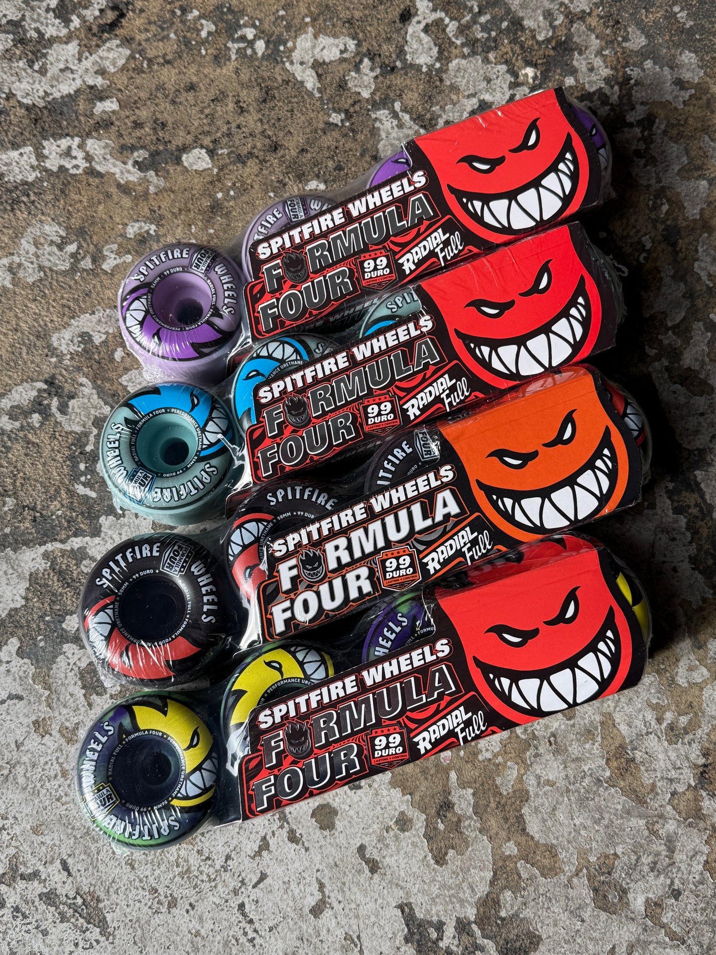 F4 Color Radial Fulls