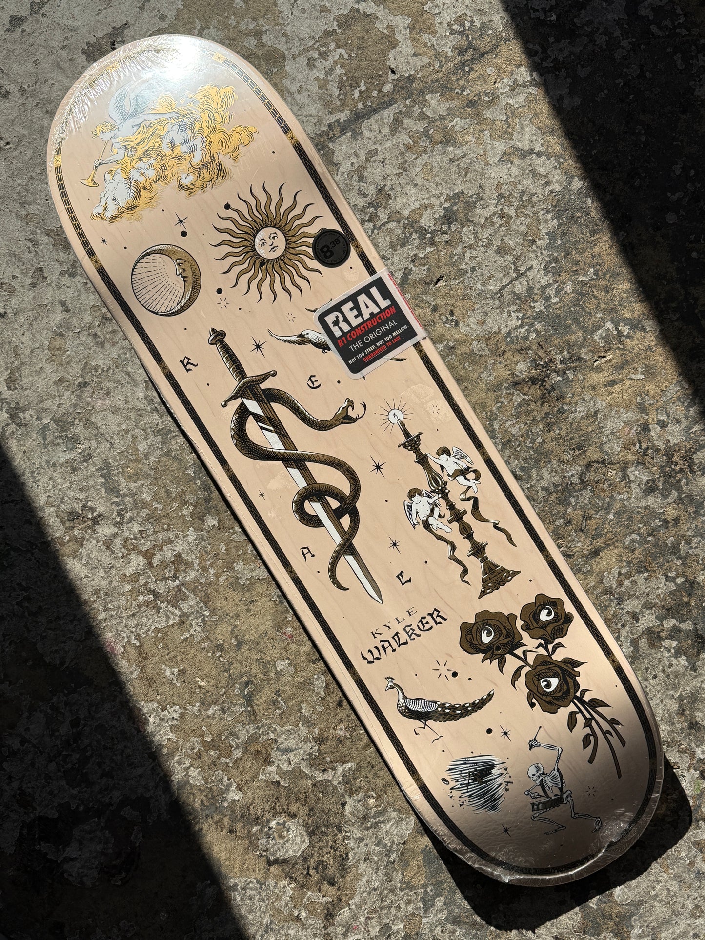 Kyle Engraved Deck